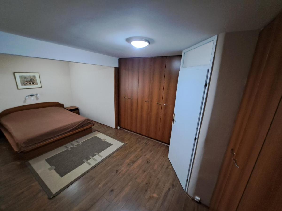 Apartamento Skopje Panorama Exterior foto