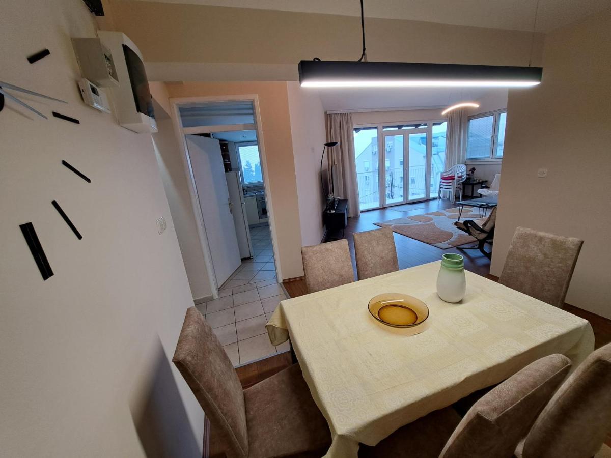 Apartamento Skopje Panorama Exterior foto