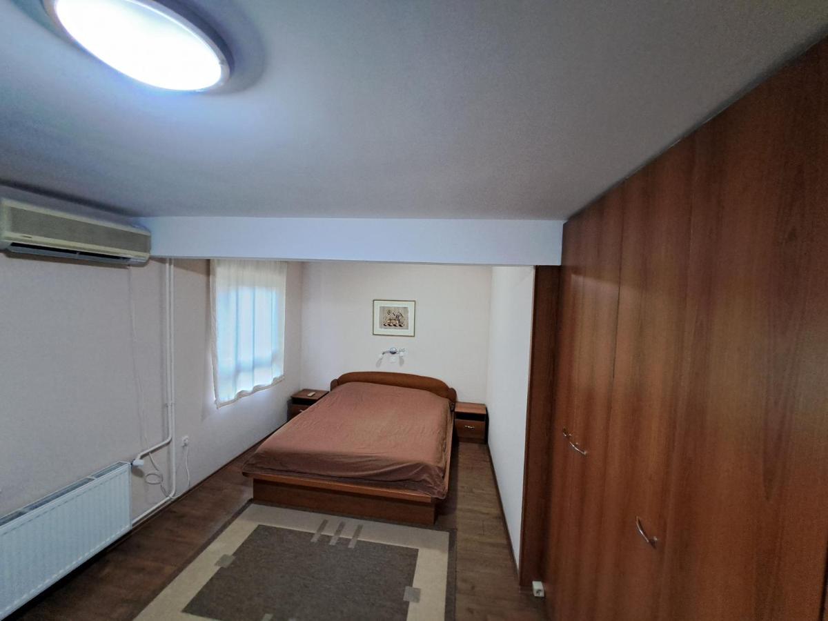 Apartamento Skopje Panorama Exterior foto