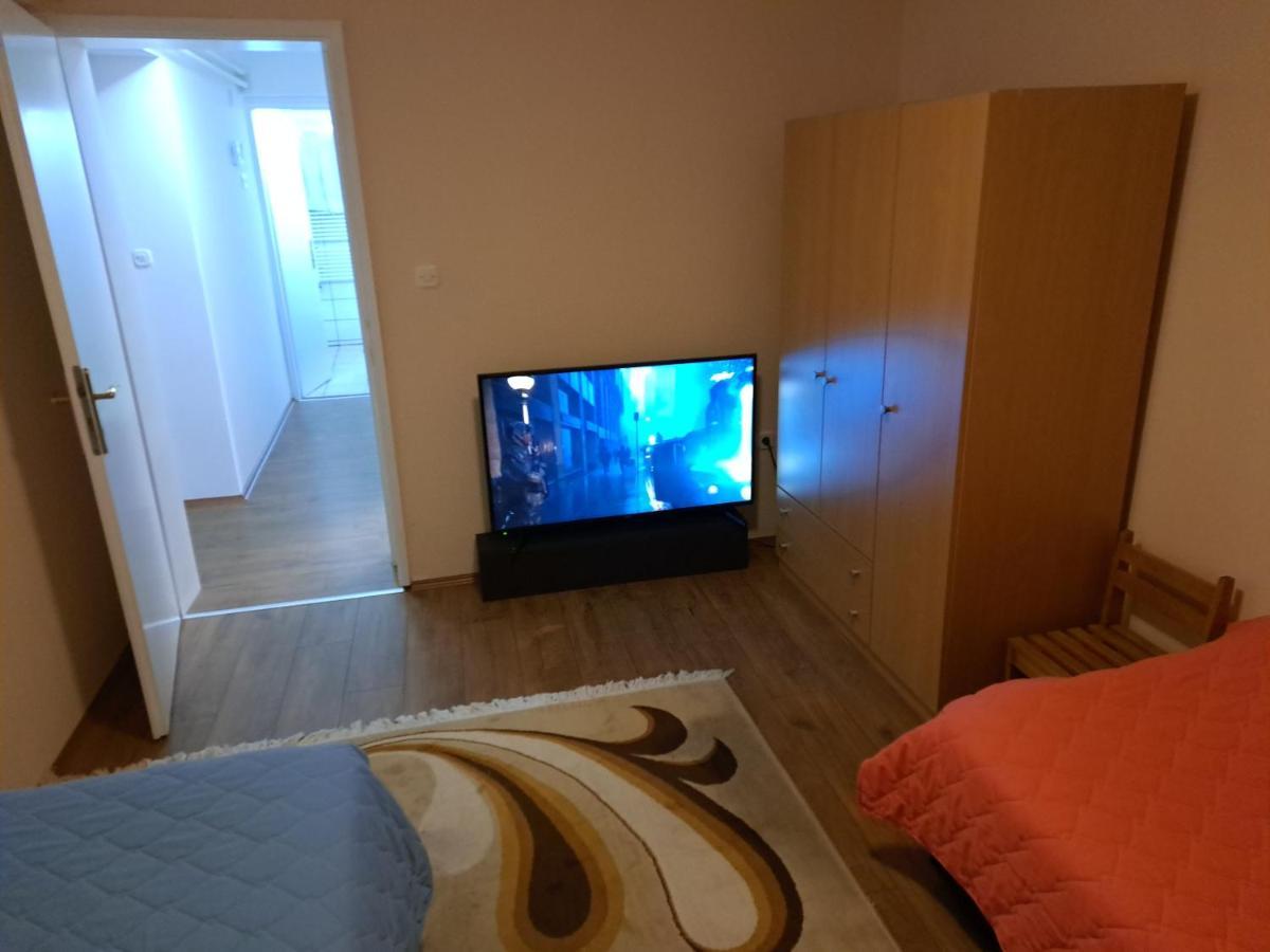 Apartamento Skopje Panorama Exterior foto